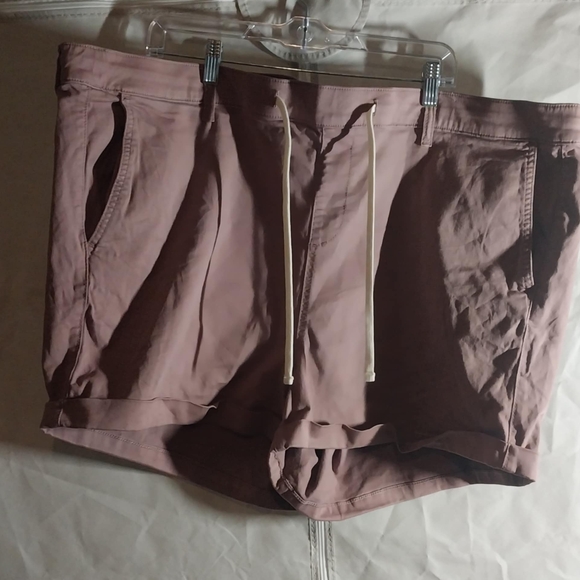 Torrid Pink Jean Shorts Stylish and Comfortable - Picture 2 of 3